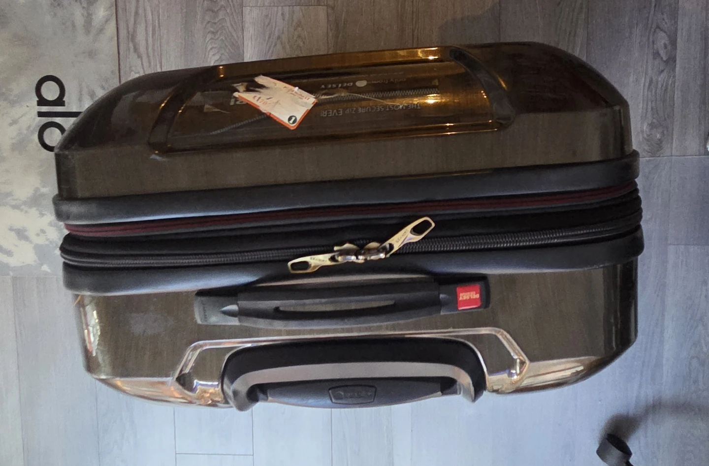 Delsey Hard Shell Luggage - photo 2