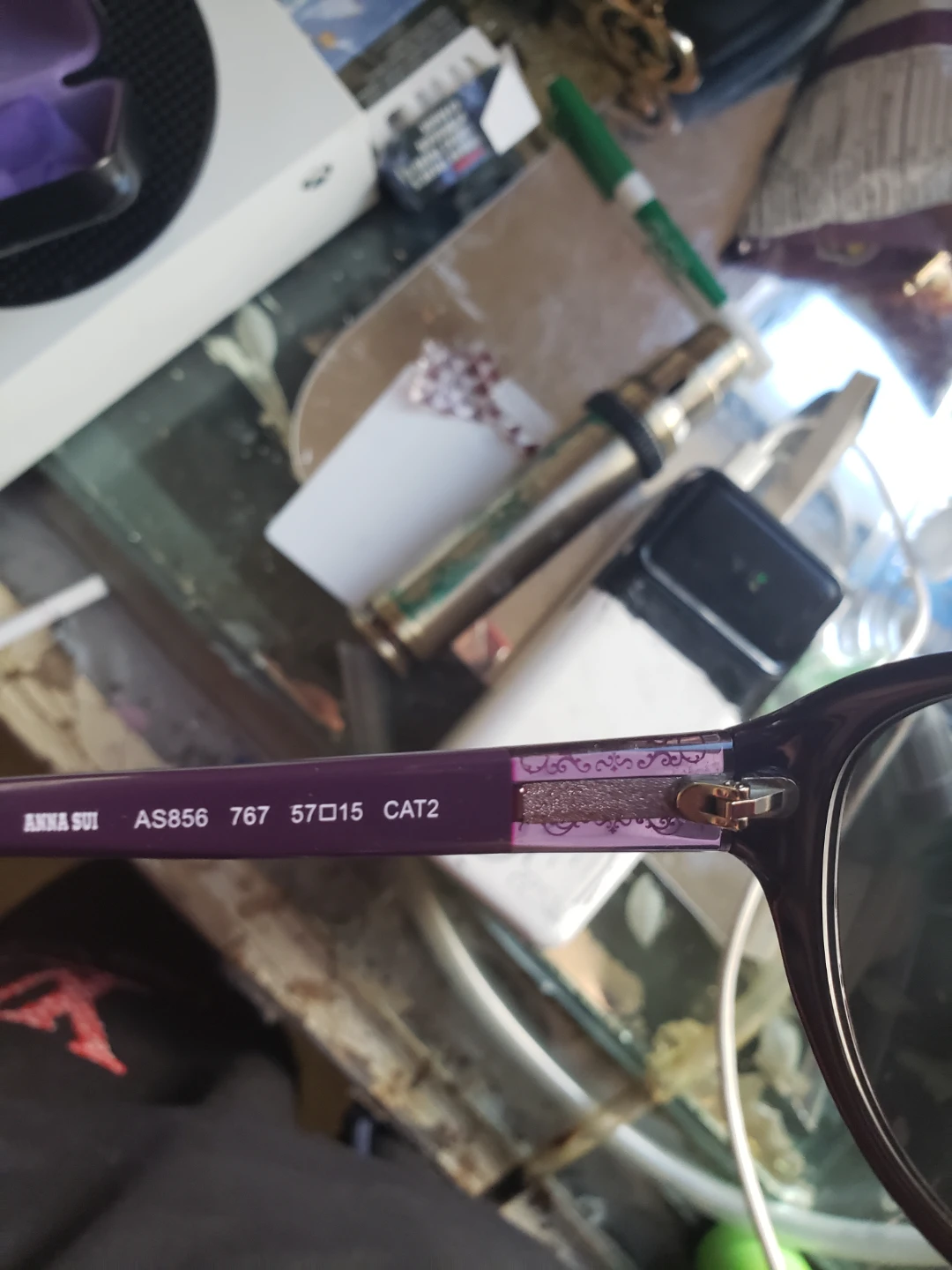 Anna Sui Sunglasses with Case - photo 4