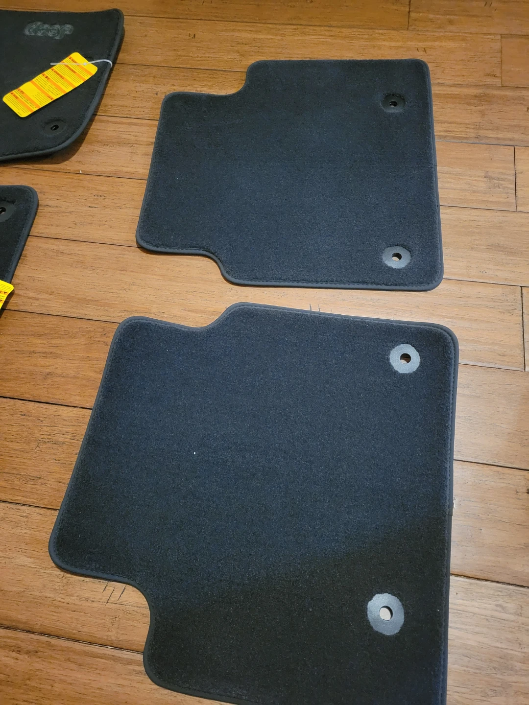 21-24 JEEP GRAND CHEROKEE CARPET FLOOR MATS OEM MOPAR NE - photo 4