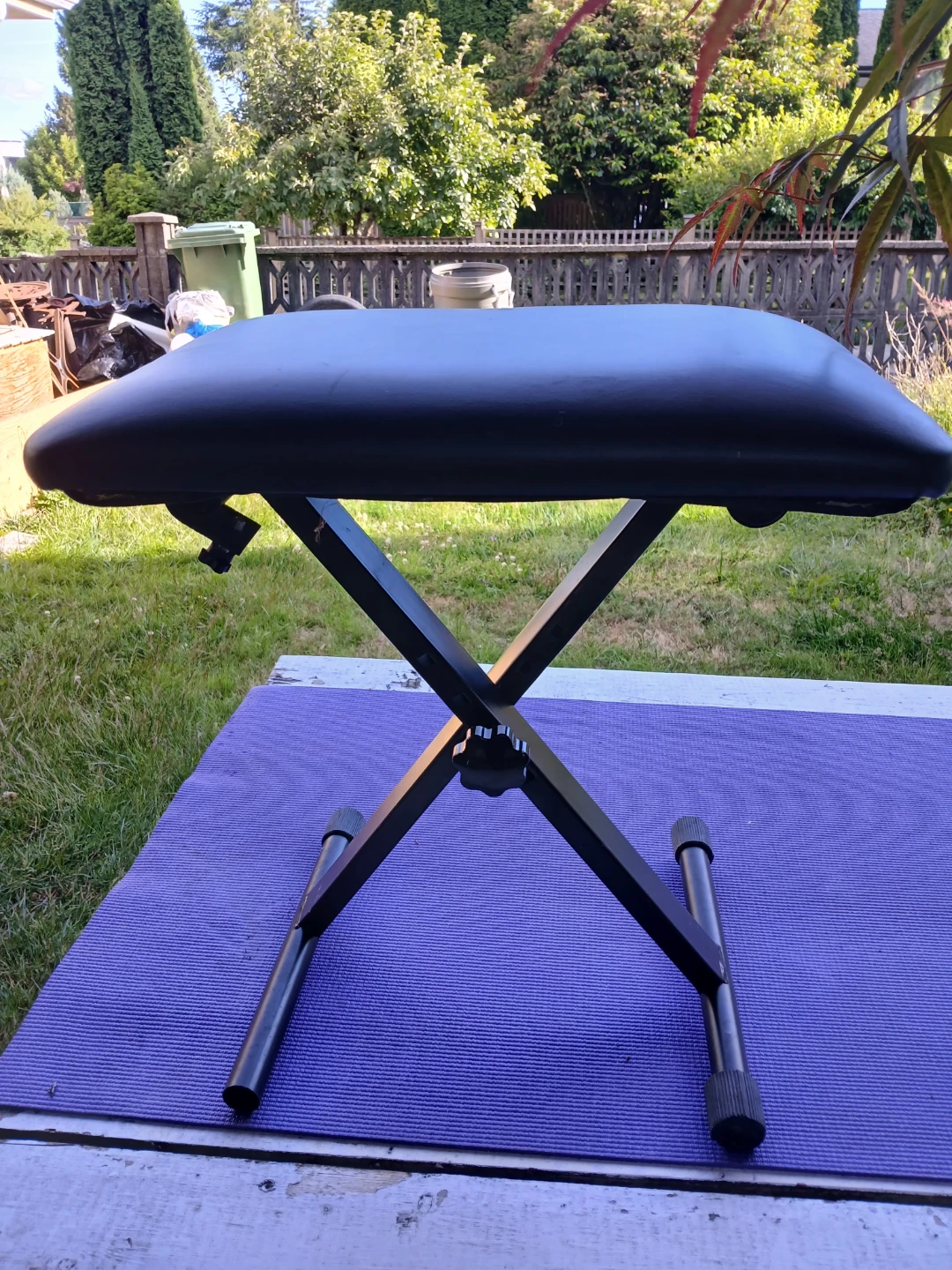 Black Adjustable Keyboard Bench