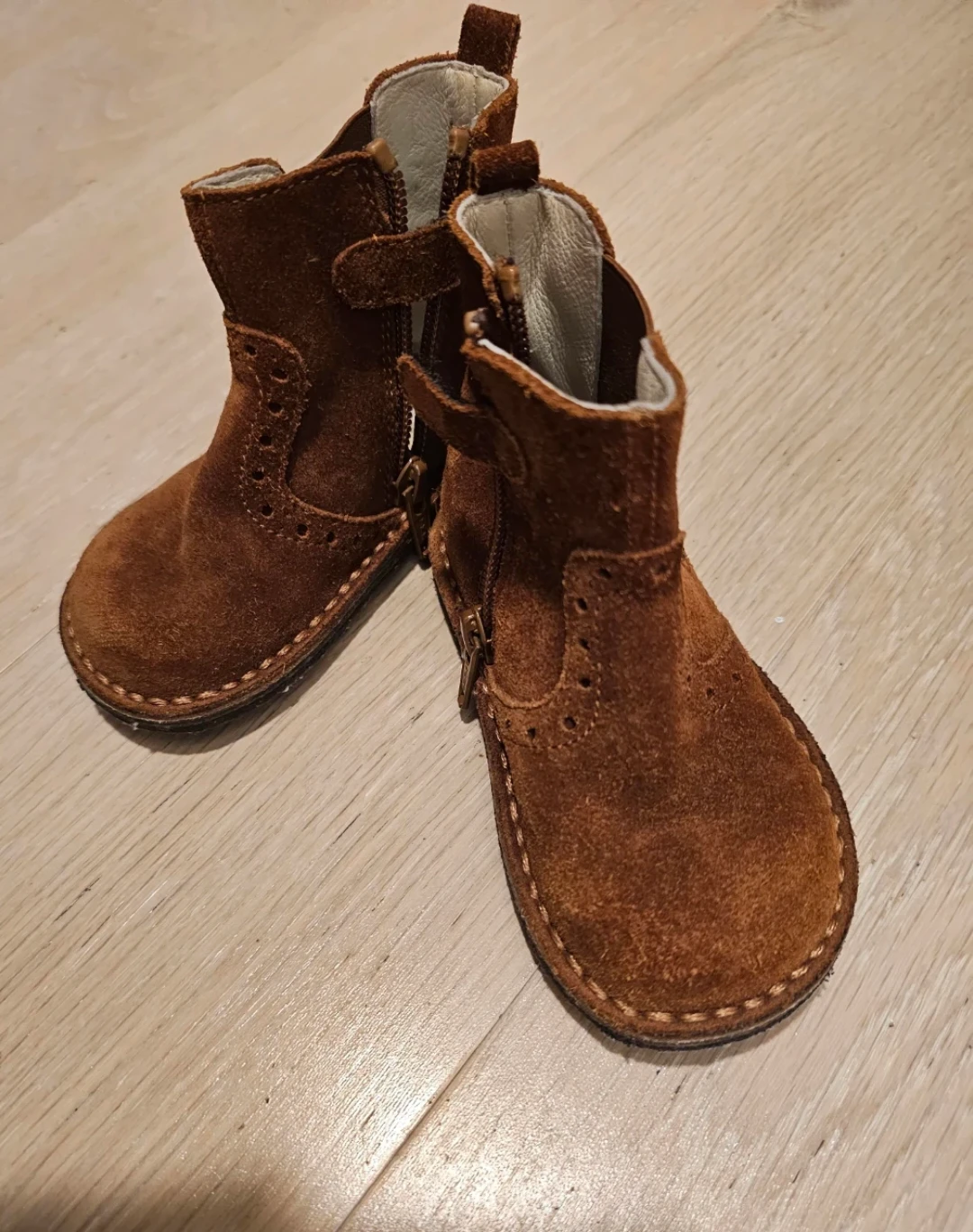 Il Gufo Brown Suede Ankle Boots - Size 22
