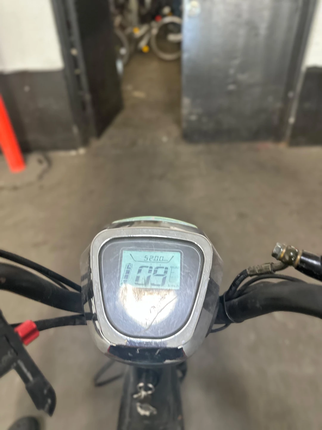 Electric Scooter - photo 4