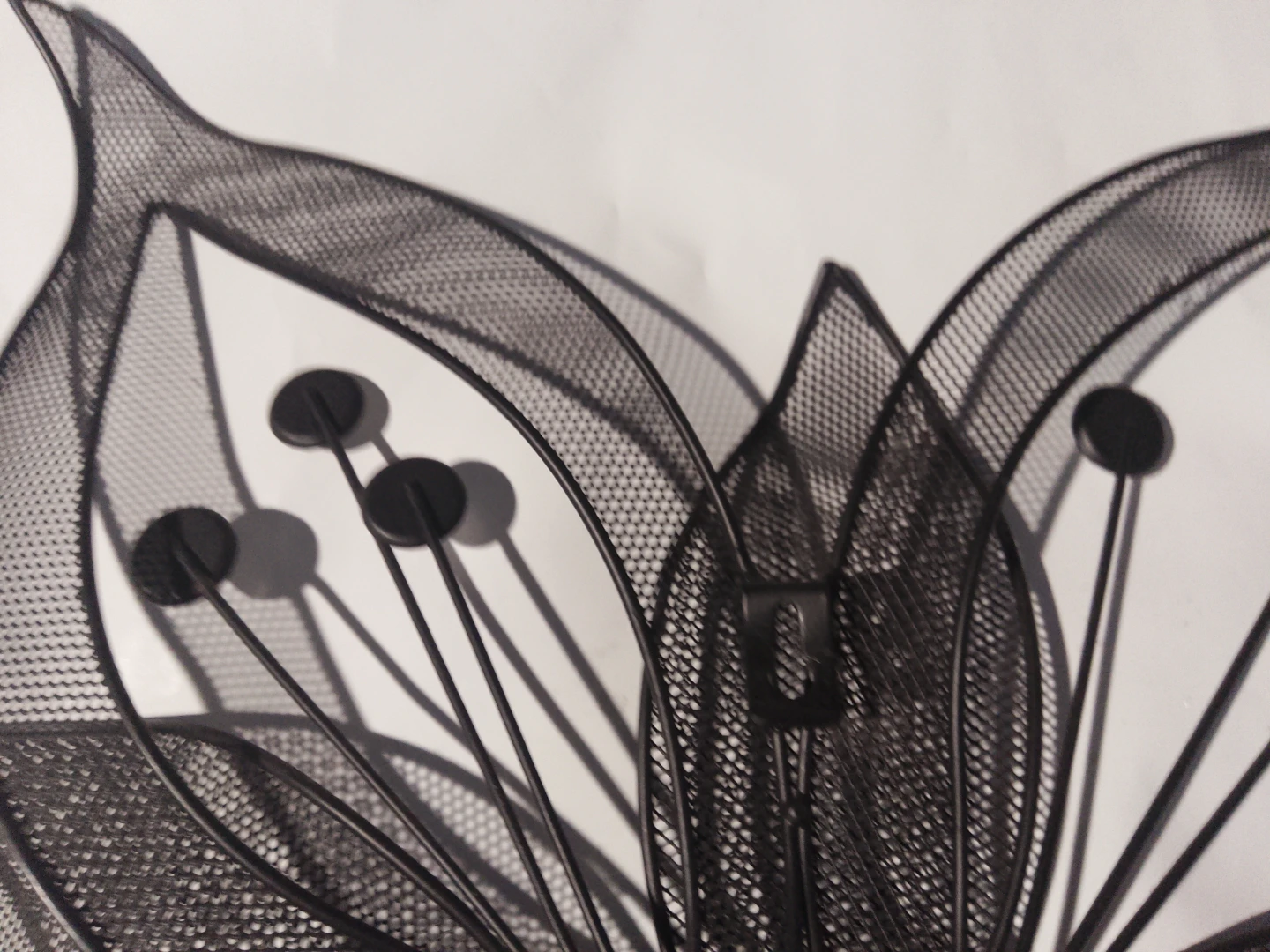 Black Mesh Flower Wall Art Decor - photo 4