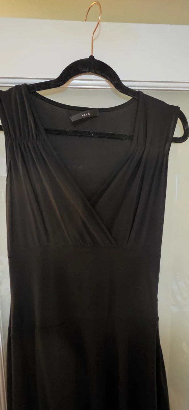 I.S.I.S Black Sleeveless V-Neck Dress - photo 3