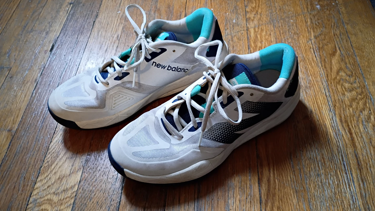 New Balance Sneakers- size M 7.5 - photo 3