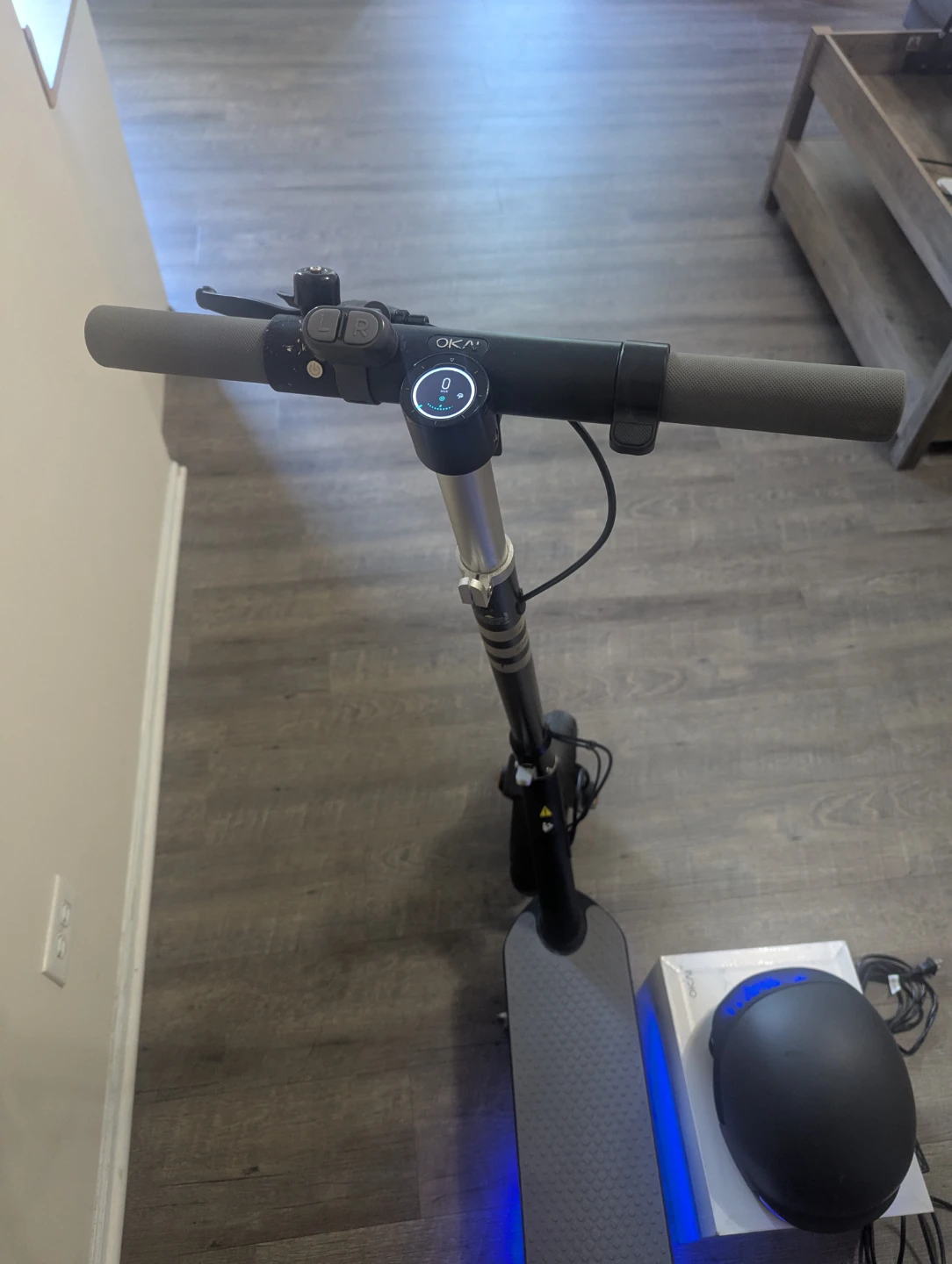 OKAI Neon Pro Electric Scooter + Smart Helmet - photo 3