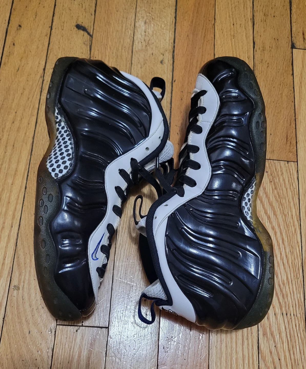 Nike Air Foamposite One Men's Basketball Shoes - photo 4