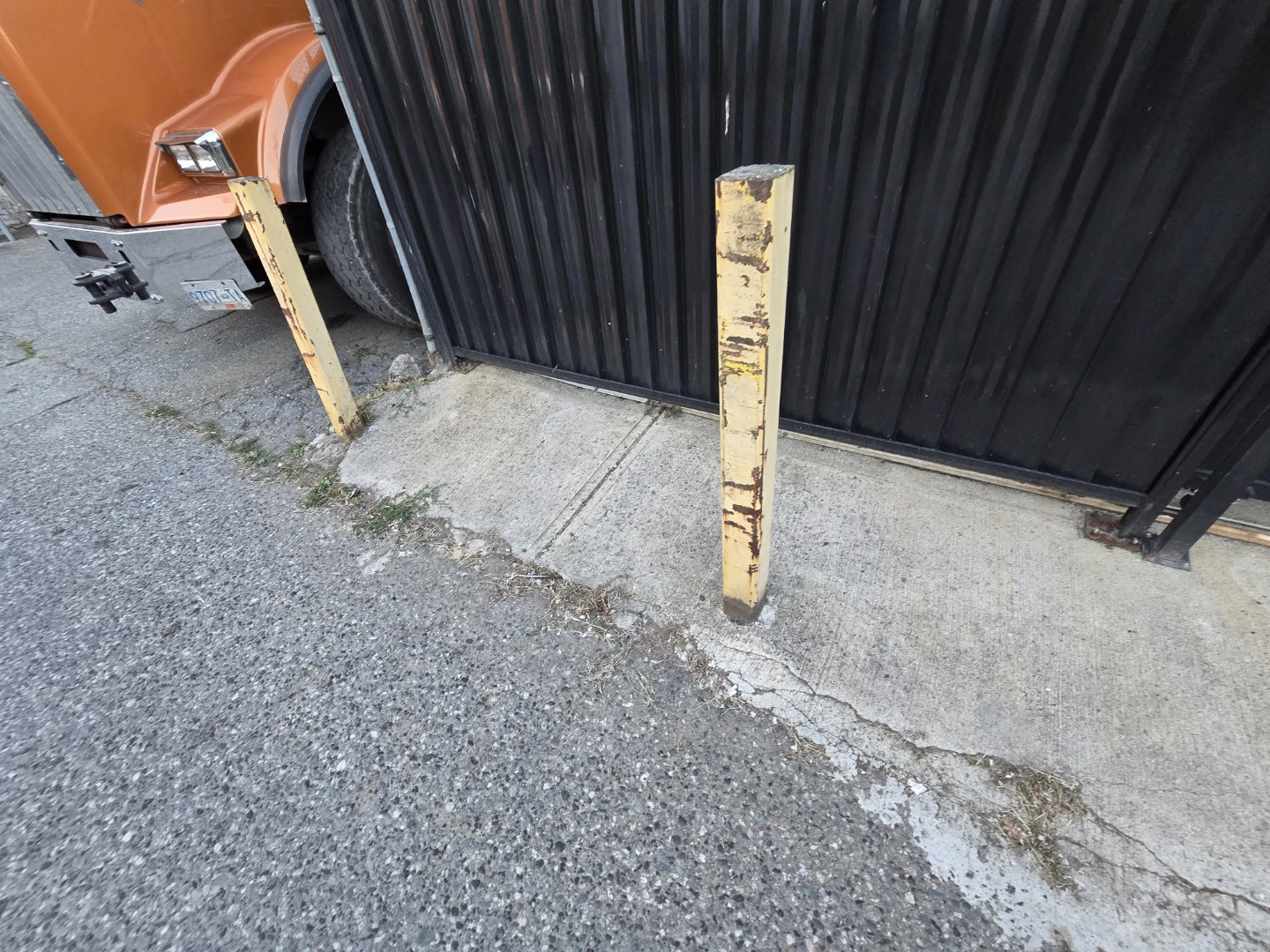 Need 4 pillars replaced