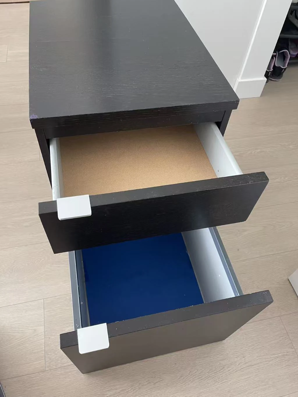 IKEA MALM 2-drawer chest in black-brown - photo 3