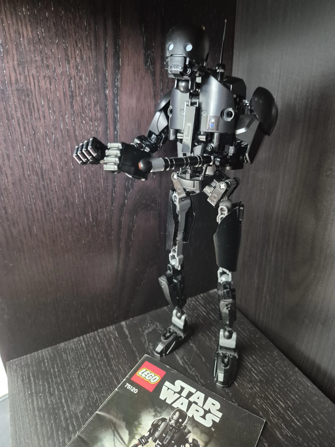 LEGO Star Wars K-2SO Buildable Figure Set 75120 - photo 4