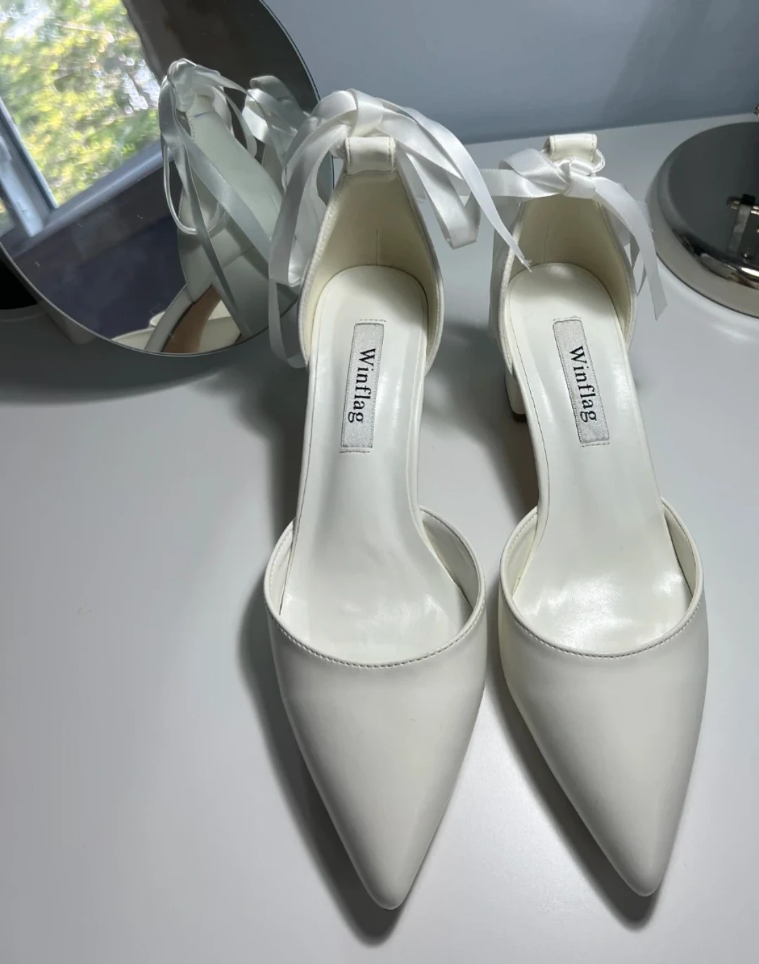 Winflag White Pointed Toe Block Heel Shoes - photo 3