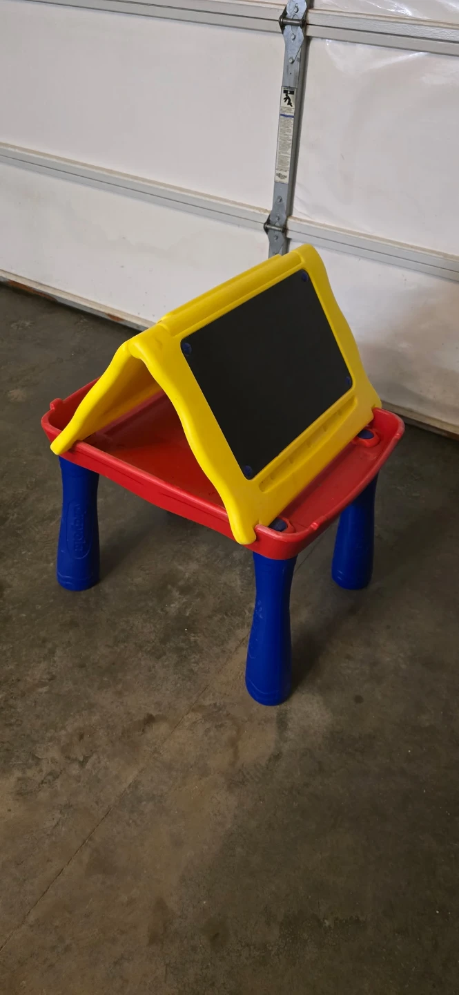 Little Tikes Art Desk Easel - photo 2