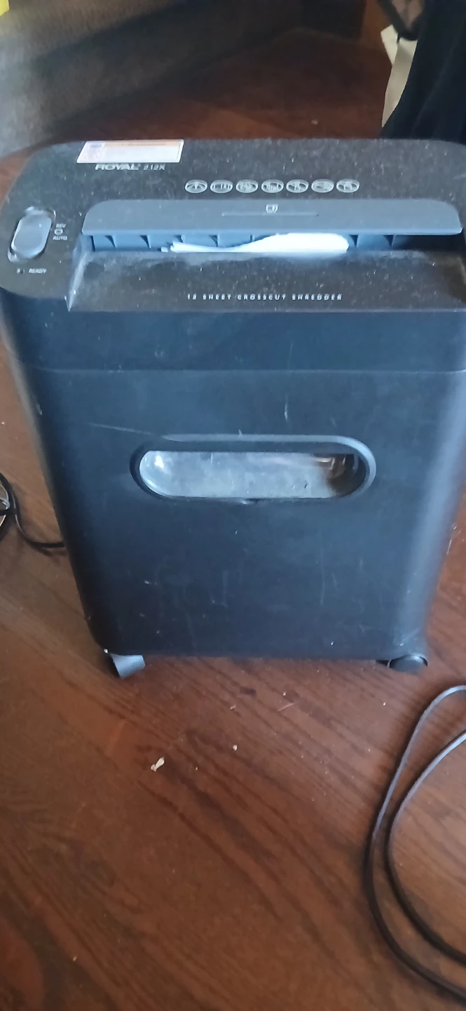 Royal 212X 12 Sheet Crosscut Shredder
