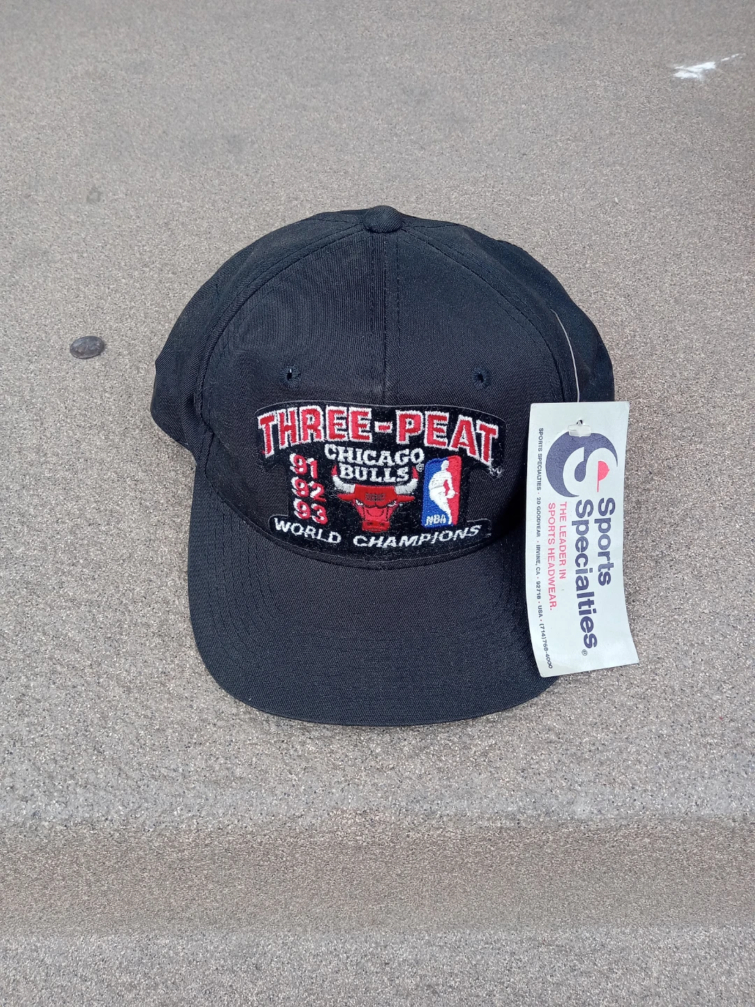 Sports Specialties Chicago Bulls Three-Peat World Champions Hat