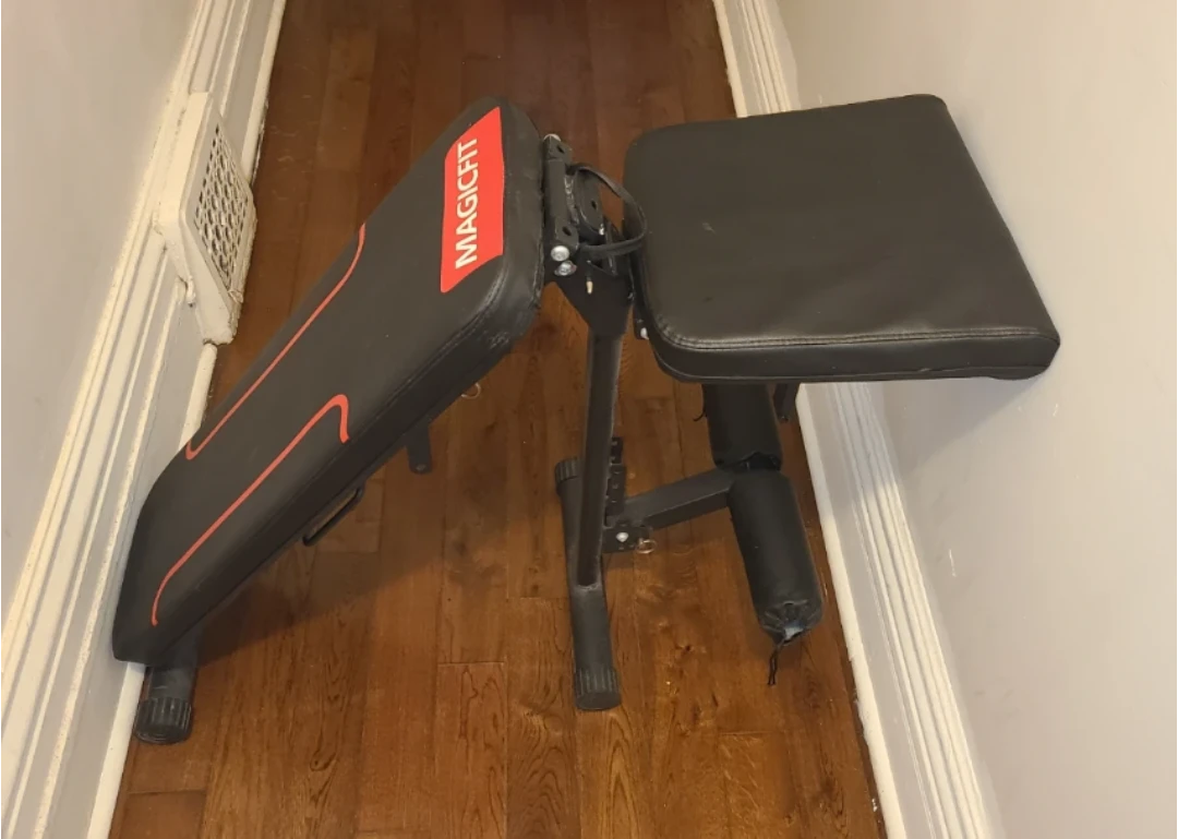 Moving sale - MAGICFIT Adjustable Weight Bench