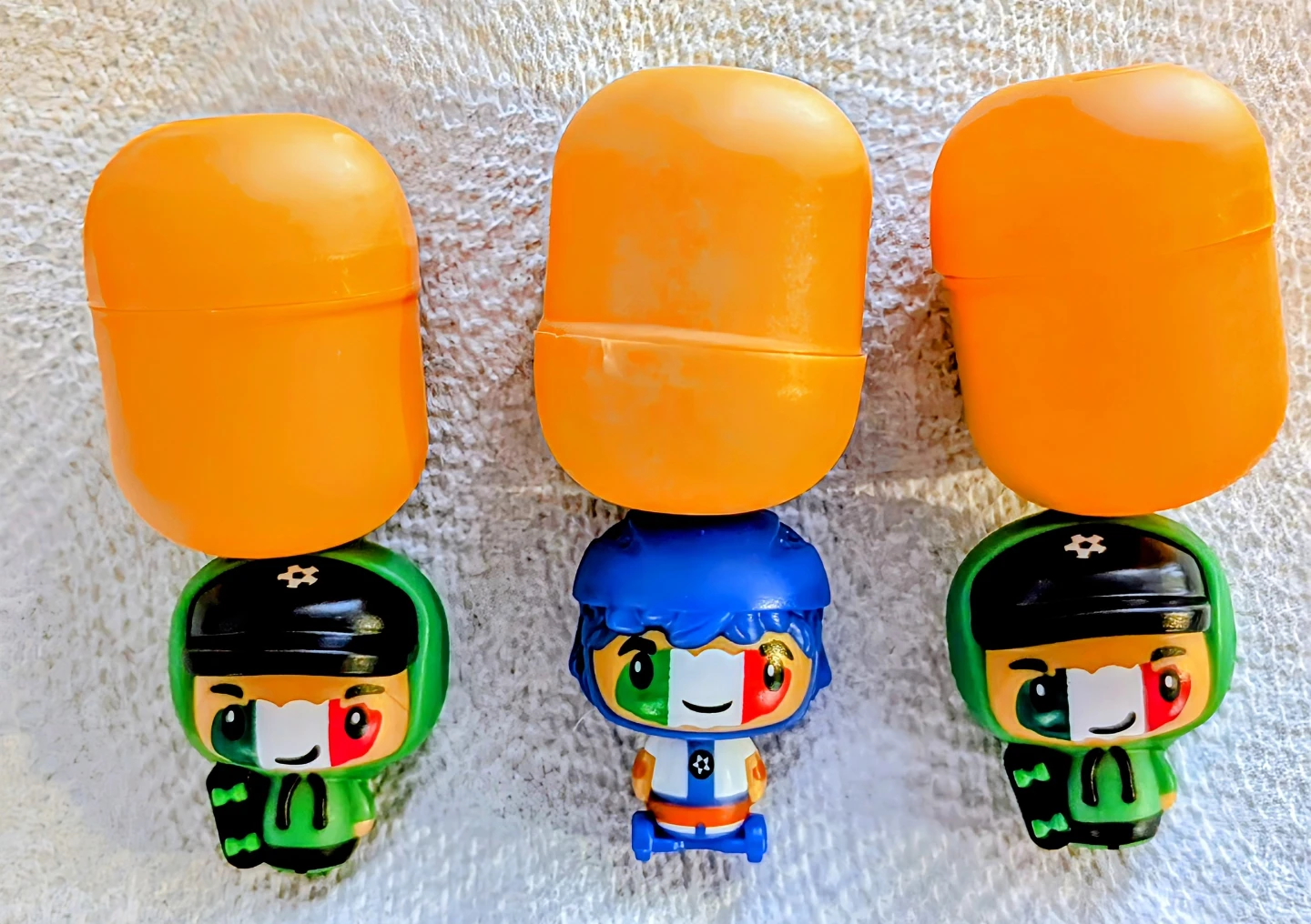 Kinder FIFA soccer figures