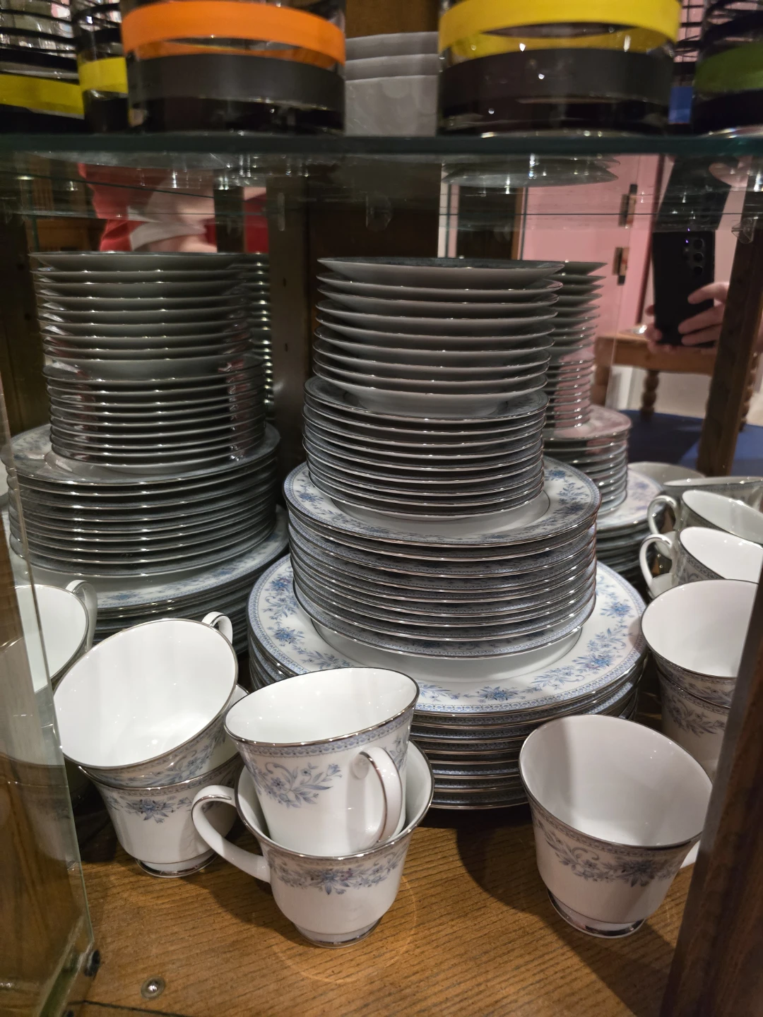 Contemporary Blue Hill Dinnerware Set