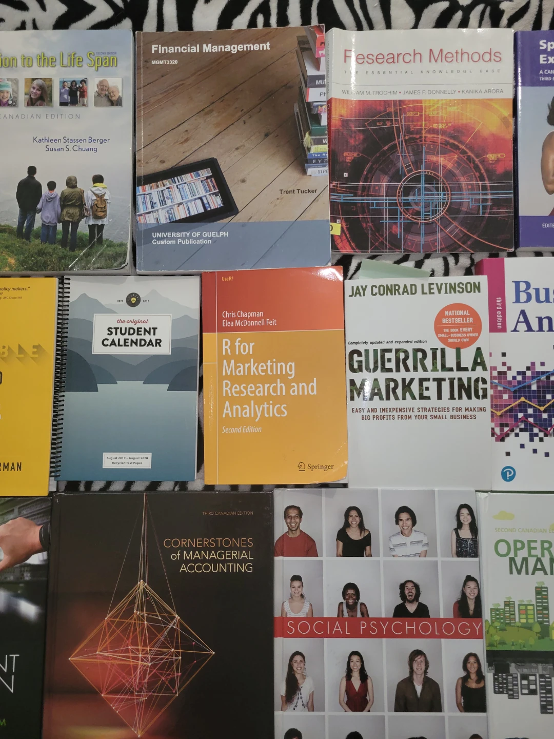 Marketing & Business Textbooks - photo 2