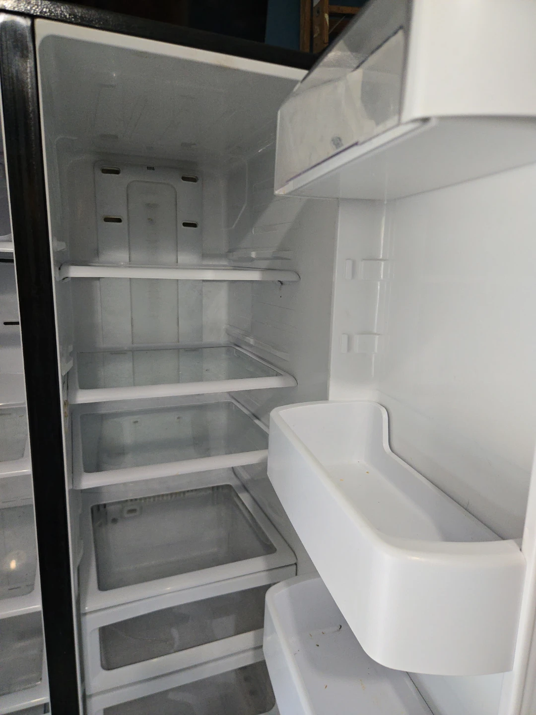 Samsung Side-by-Side Refrigerator - photo 2
