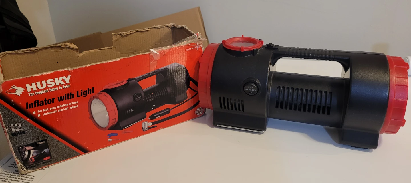 Husky Inflator with Light