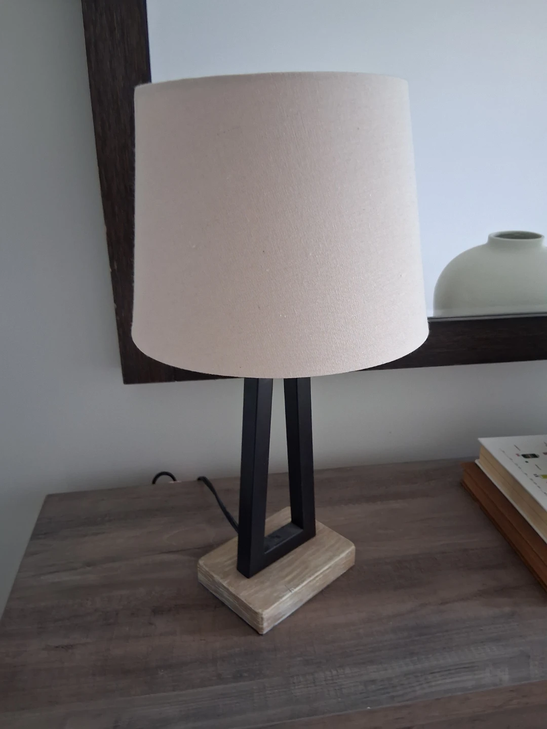 Two Modern Table Lamps with Fabric Shade - photo 2