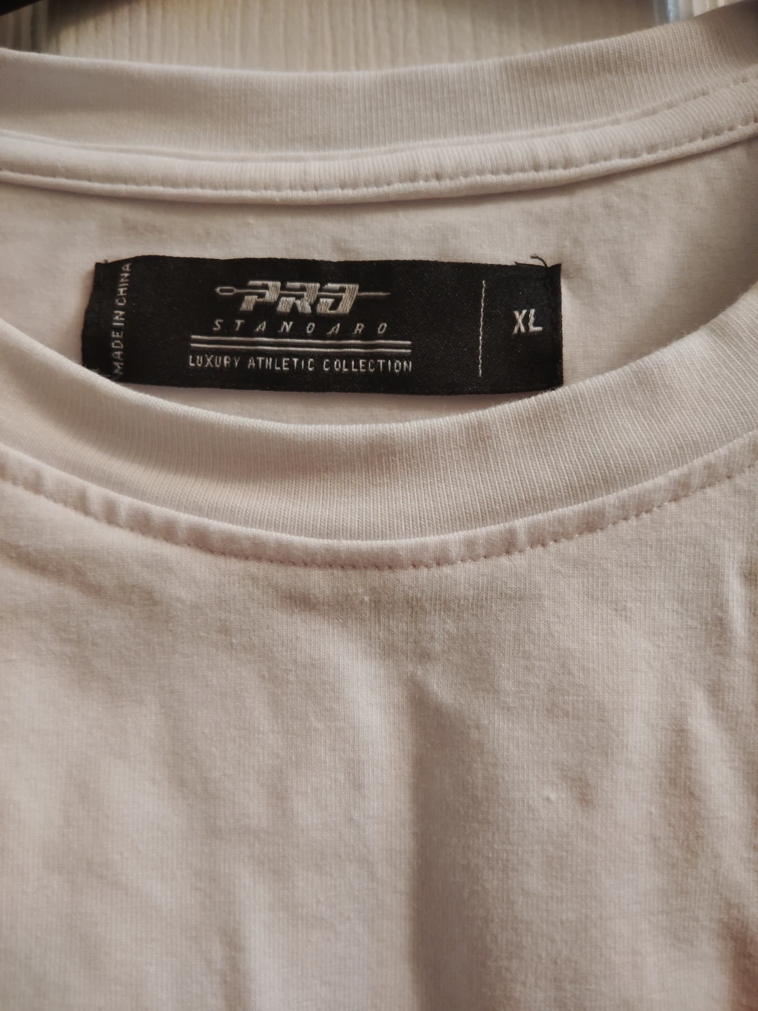 Pro Standard NY Yankees Stitched Patch Tee - Men's XL (White) - photo 3