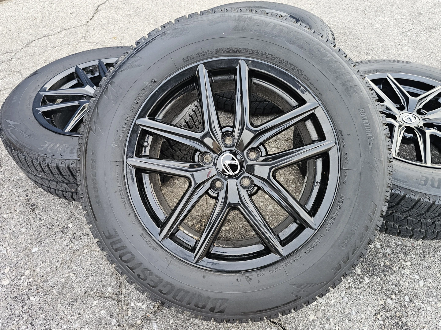 LEXUS NX, TOYOTA RAV4 WINTER TIRES ON RIMS 225/65 R17