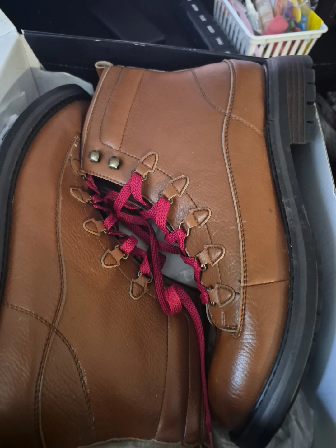 Guess Brown Leather Hiking Boots with Pink Laces - photo 3