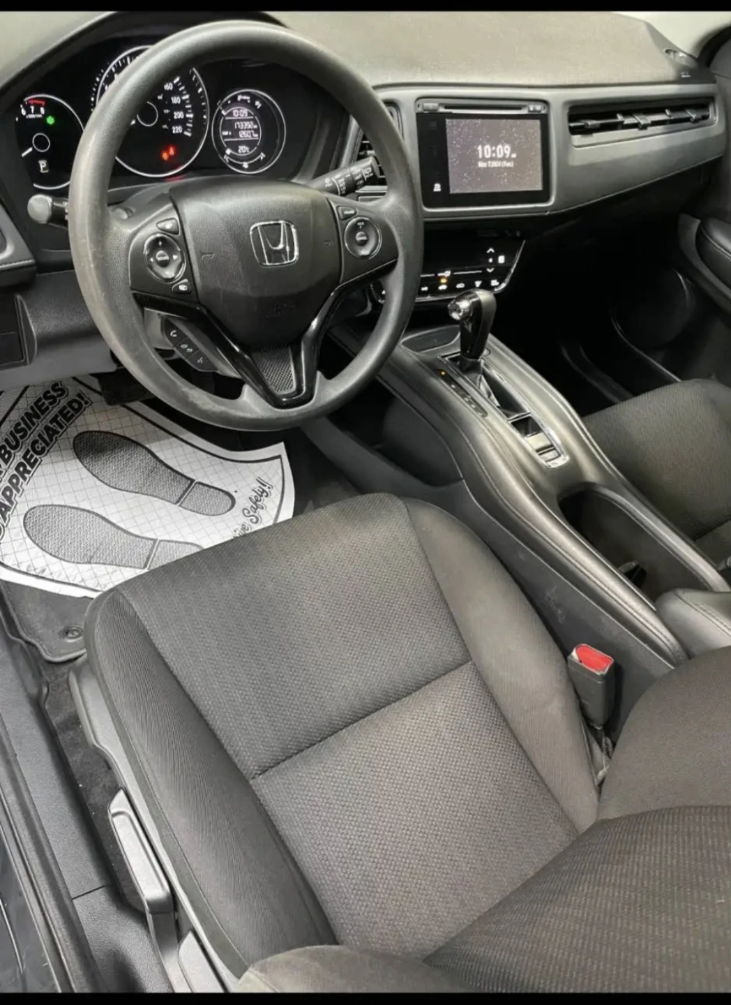 Black Honda HR-V - photo 5