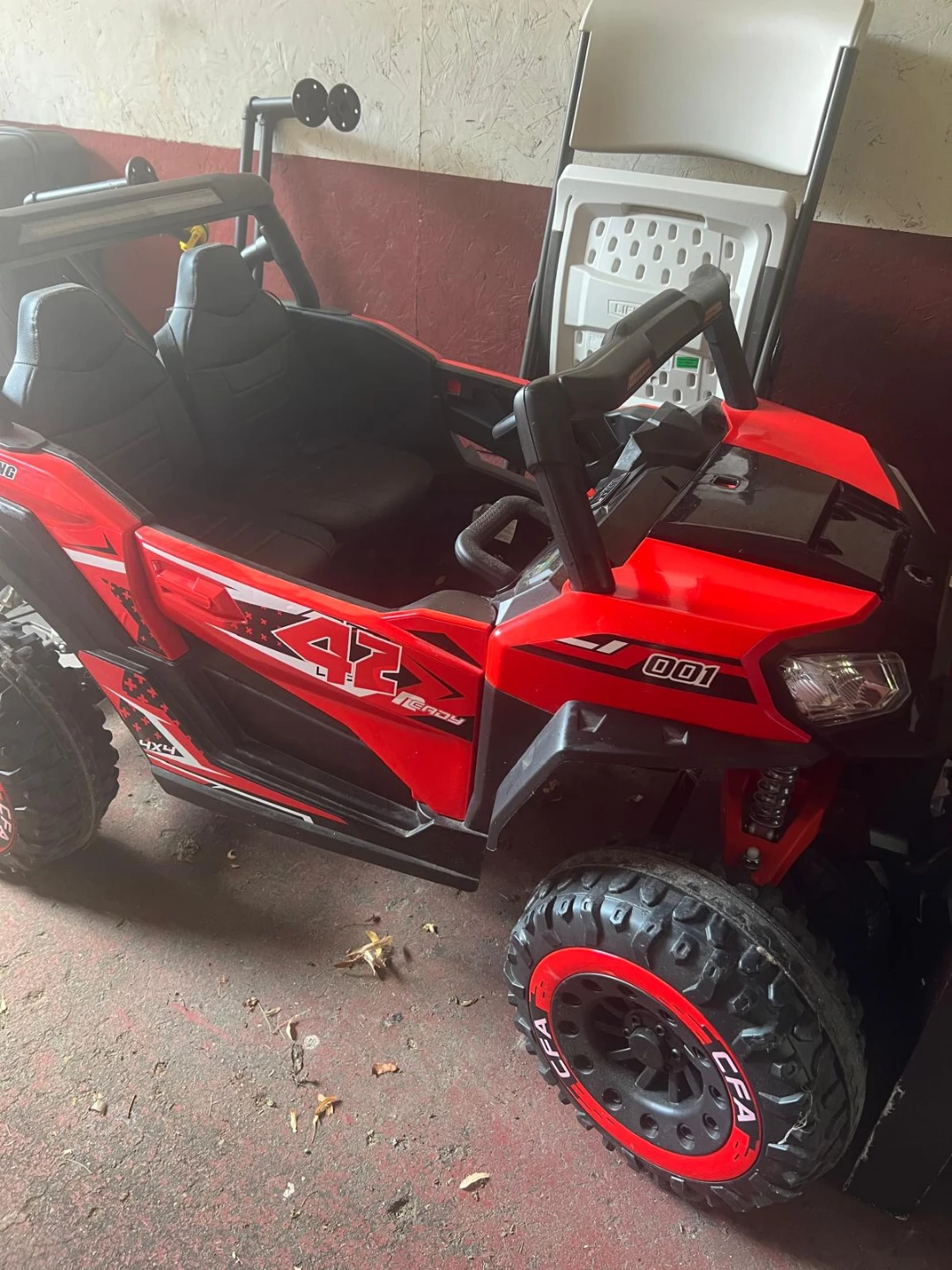 Kids electric car 24v 2 seater red colour - photo 5