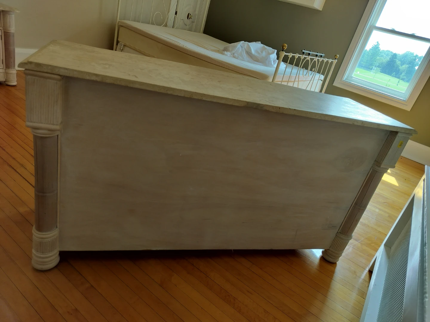 Coastal Style Dresser Sliding 4 Drawers plus one sock draw - photo 5