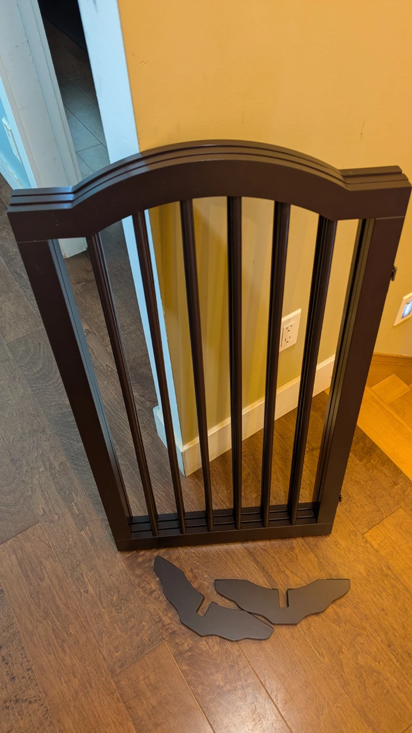 Versatile Freestanding Wooden Gate - photo 5