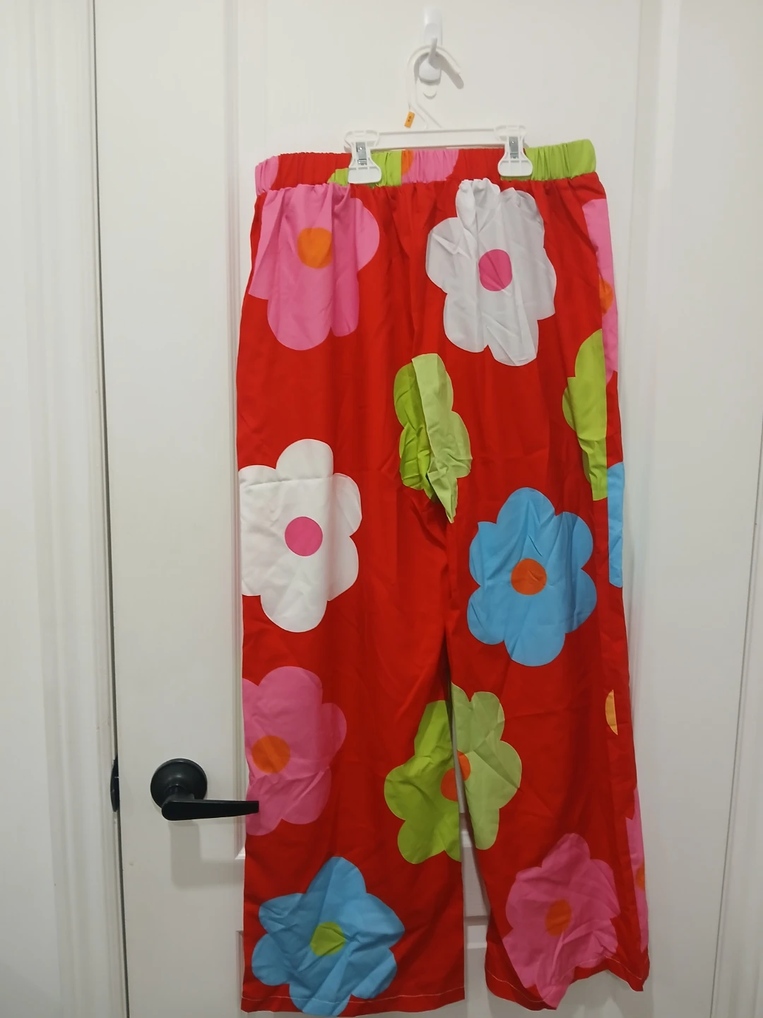Women's Red Floral Lounge Pants - photo 2