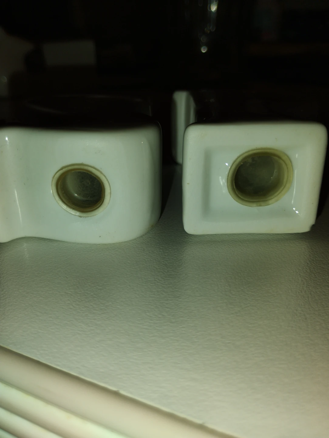 White Ceramic "S" and "P" Salt and Pepper Shakers - photo 4
