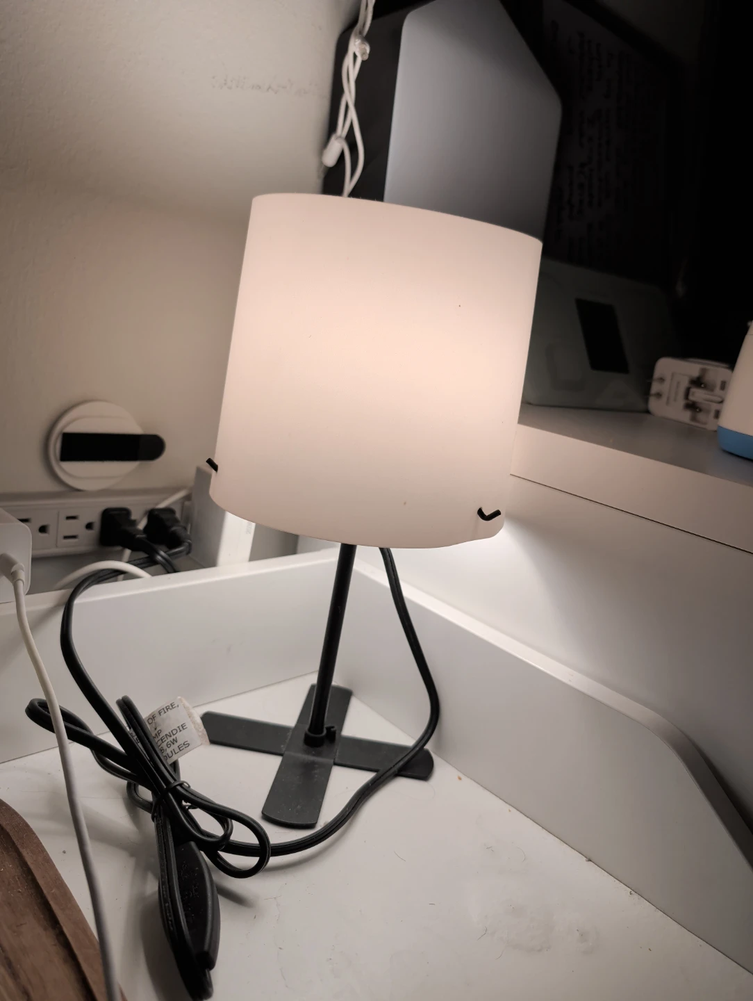 White Cylinder Table Lamp