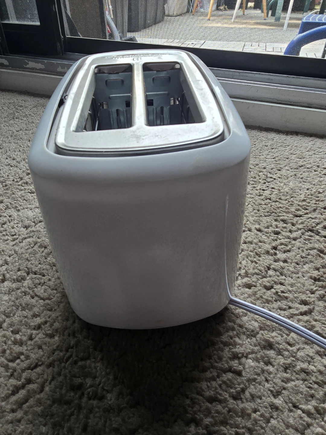 Toastmaster 2 Slice Toaster - White - photo 3
