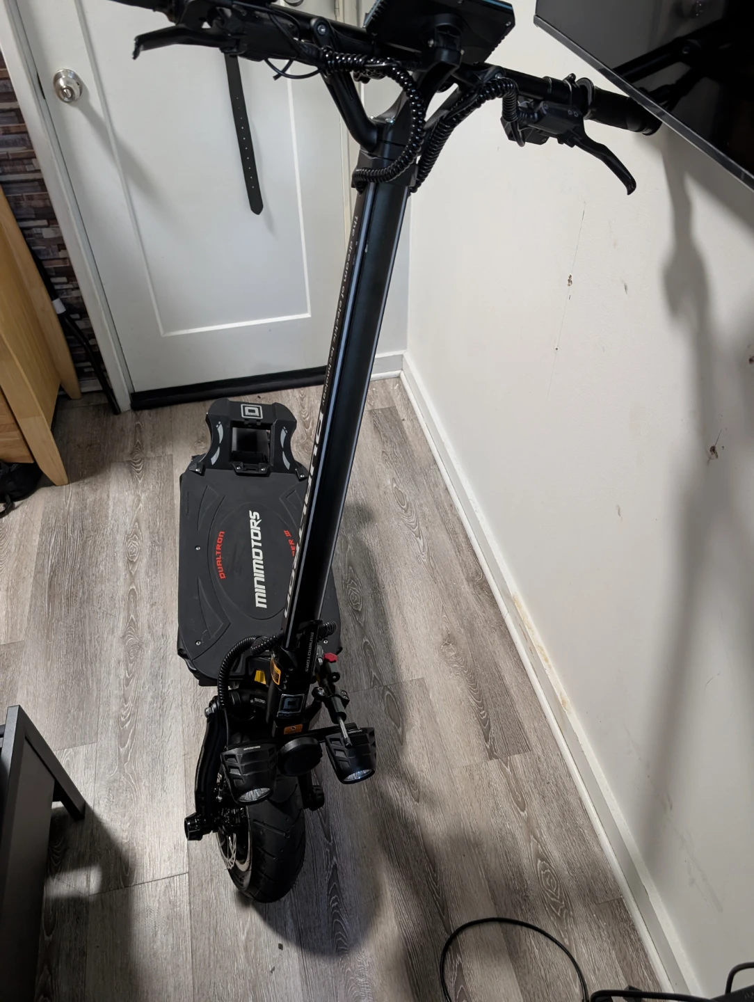 Dualtron Thunder II Electric Scooter - photo 2