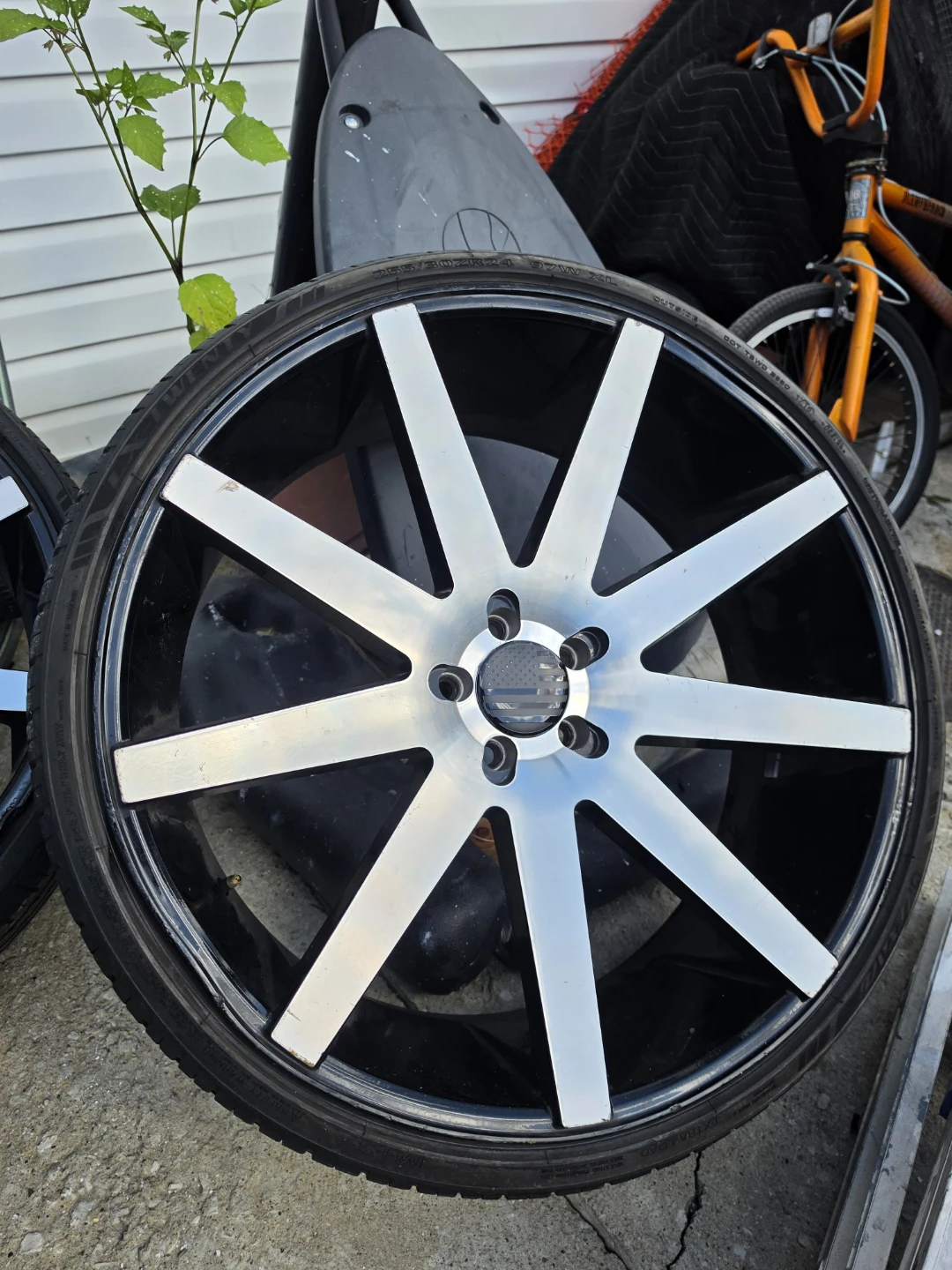 24 inch Onyx wheels 5x108 - photo 4