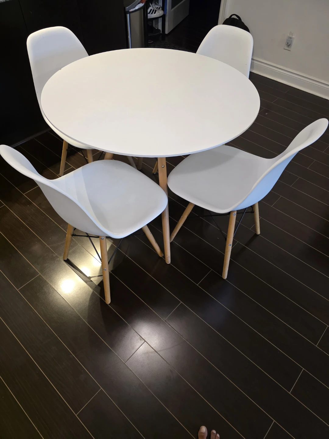 Structube Dining Table Set with 4 Chairs