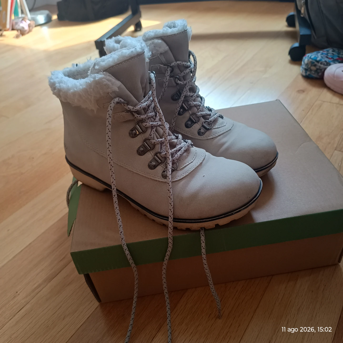 JBU Women's Blue Creek Water Resistant Boots
