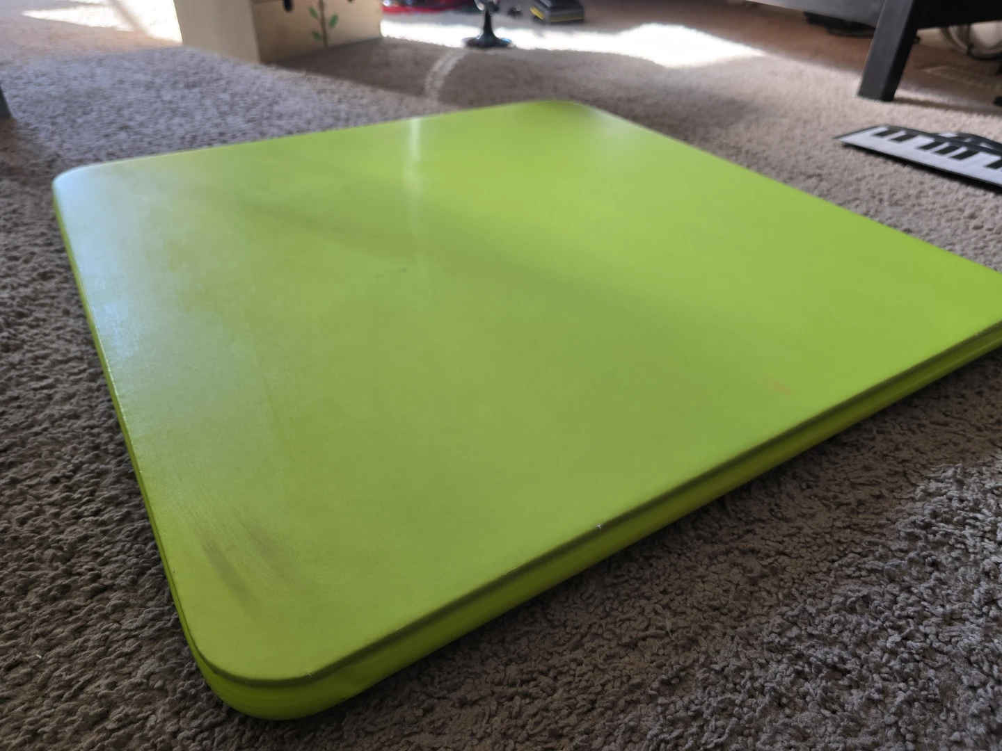 Costco table with screw on legs - photo 5