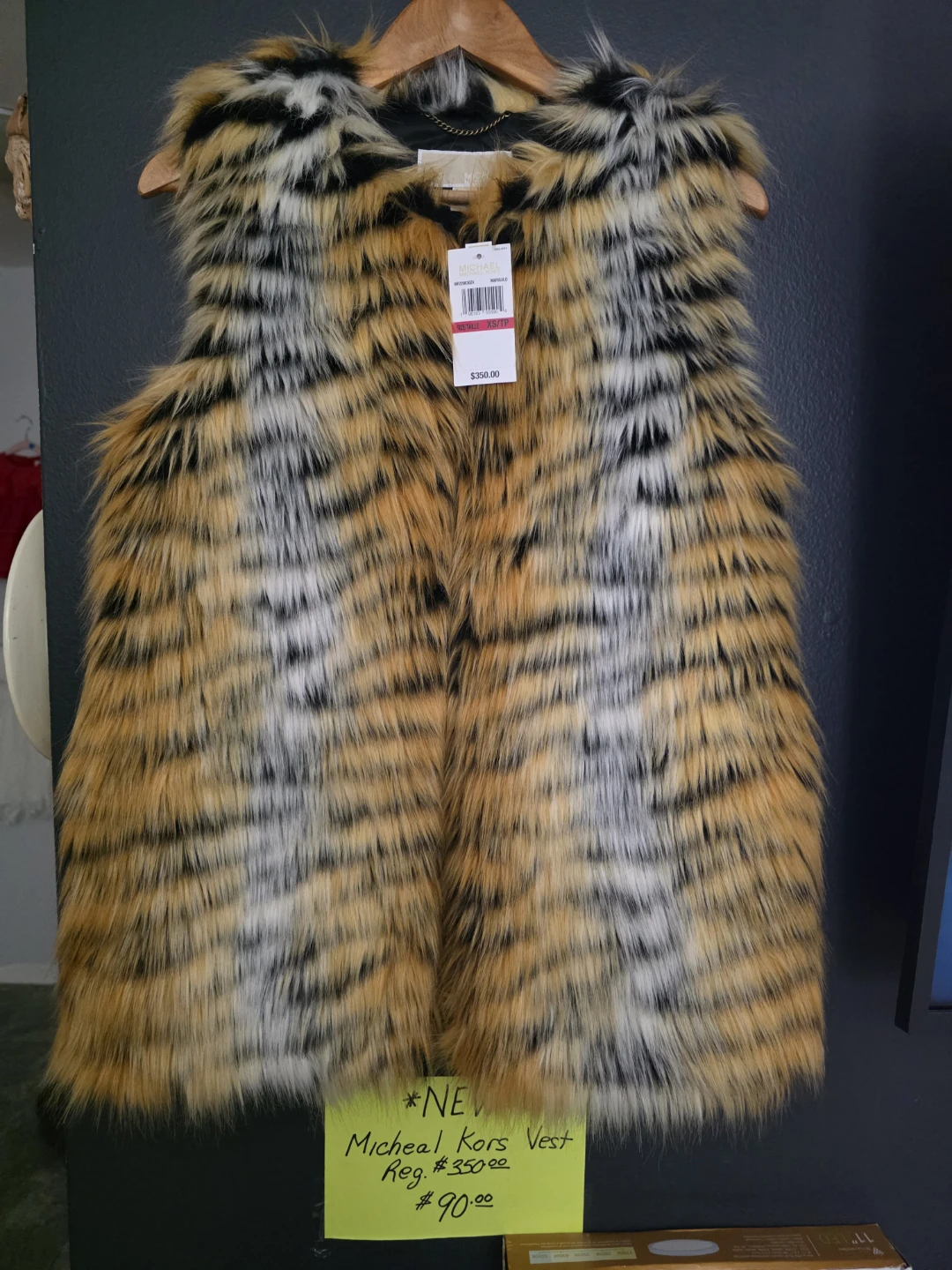 MOVING SALE - EAST YORK - photo 2