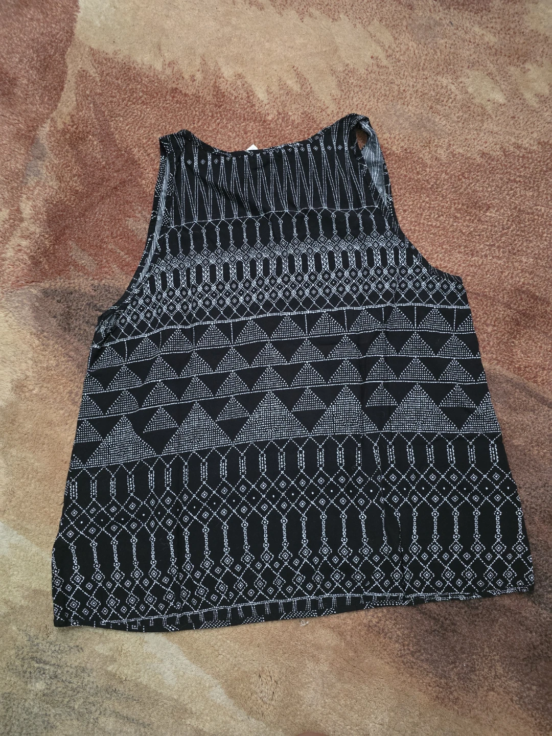 H&M Black & White Patterned Tank Top - photo 2