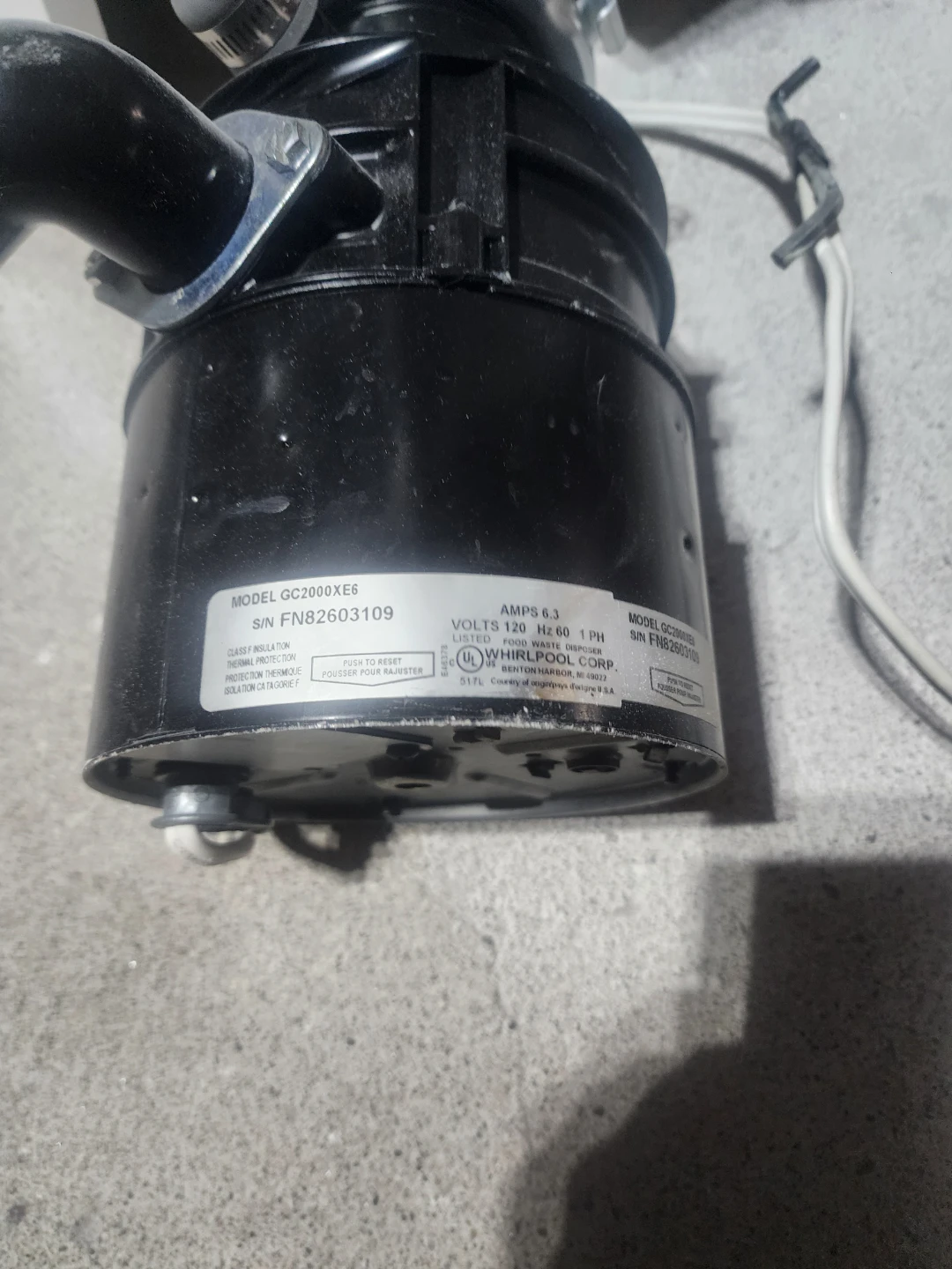Whirlpool GC2000 Garbage Disposer 1/2 HP - photo 2