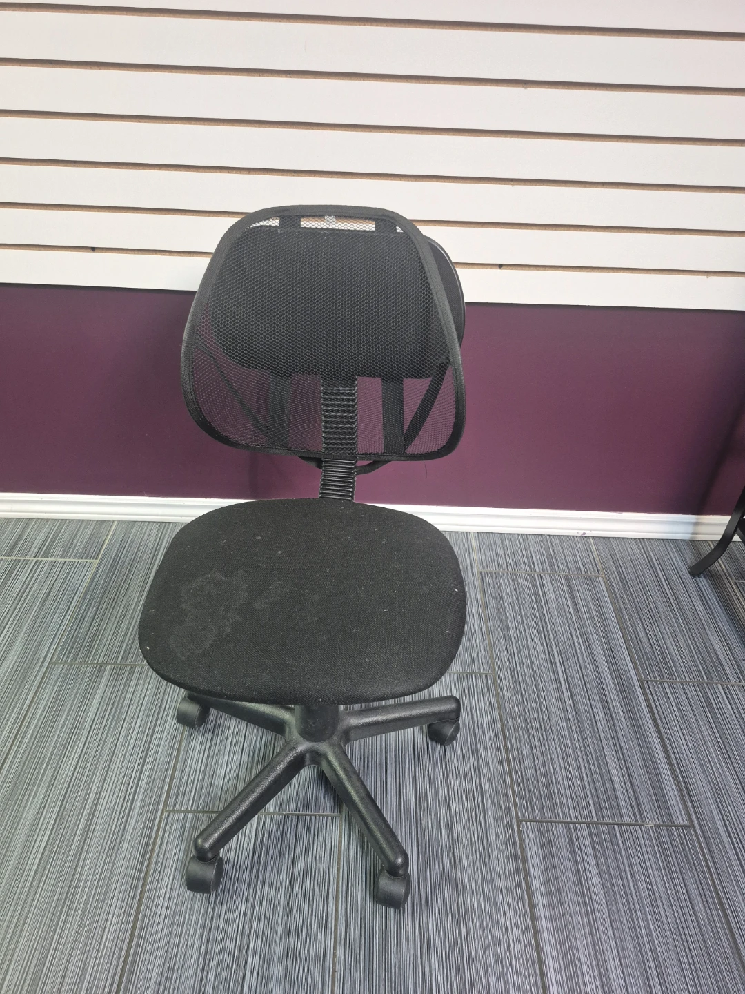 Black Office Chair - photo 3