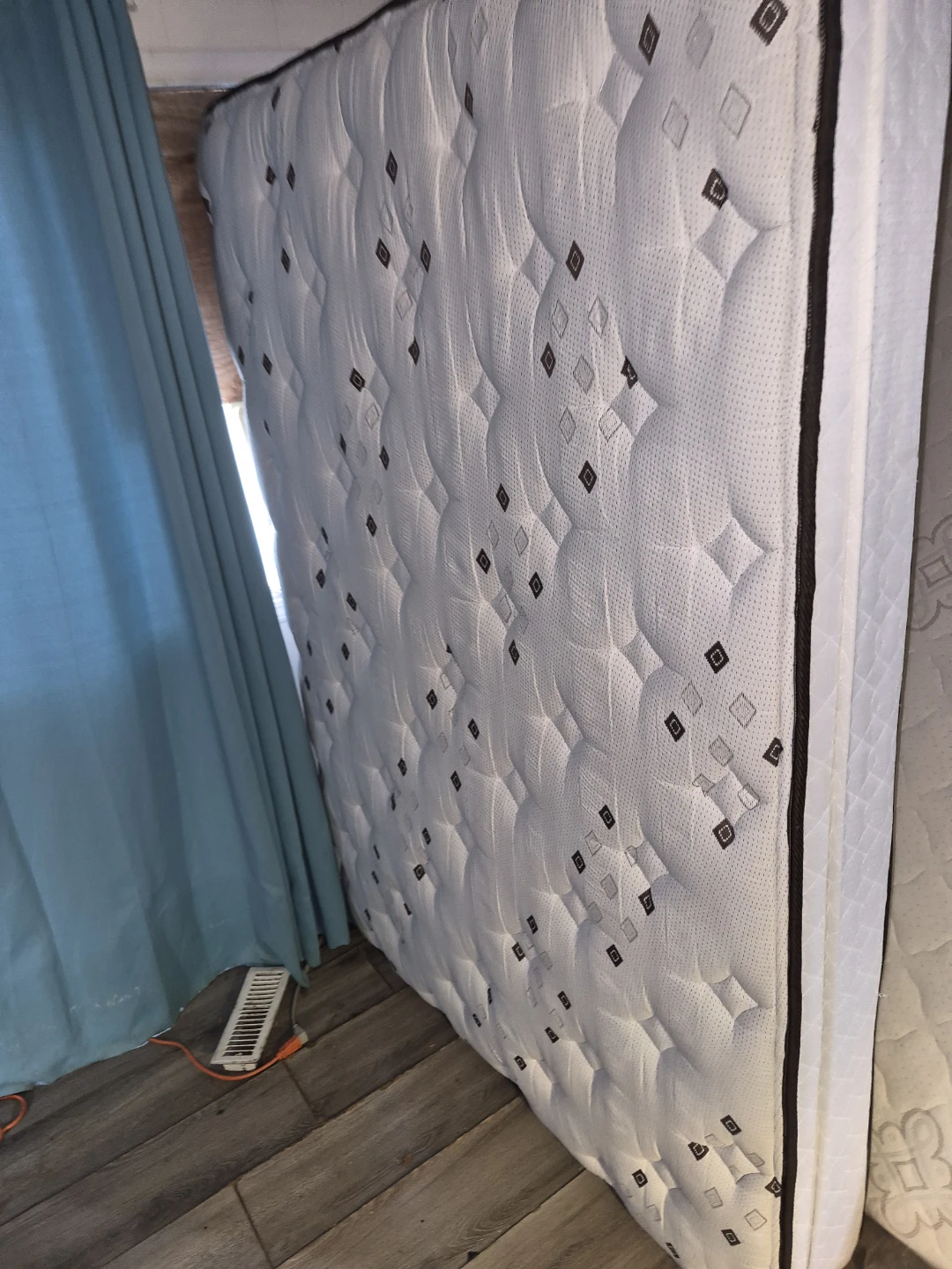 Double kingsdown mattress