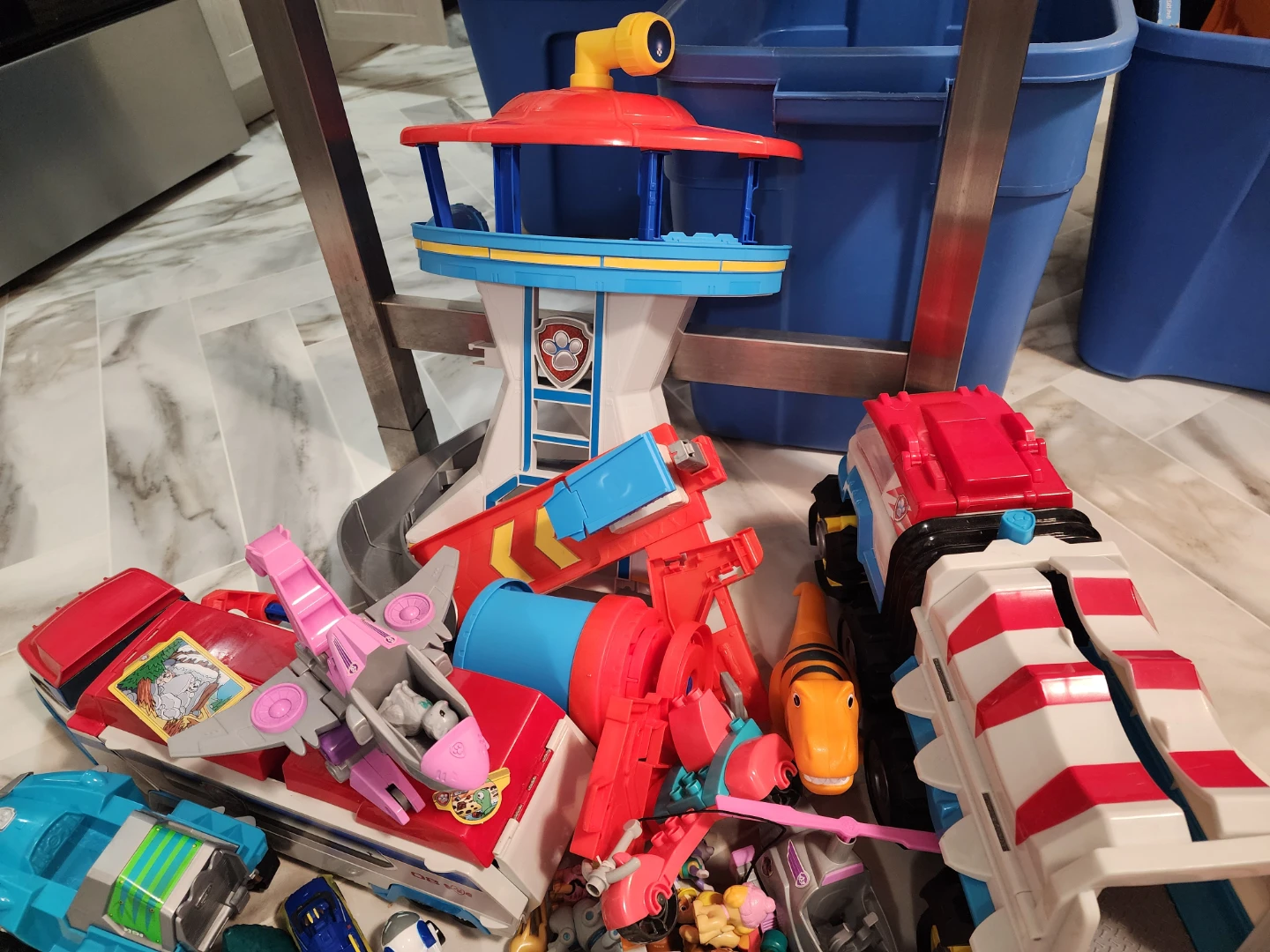 Paw Patrol Toys Lot - photo 2