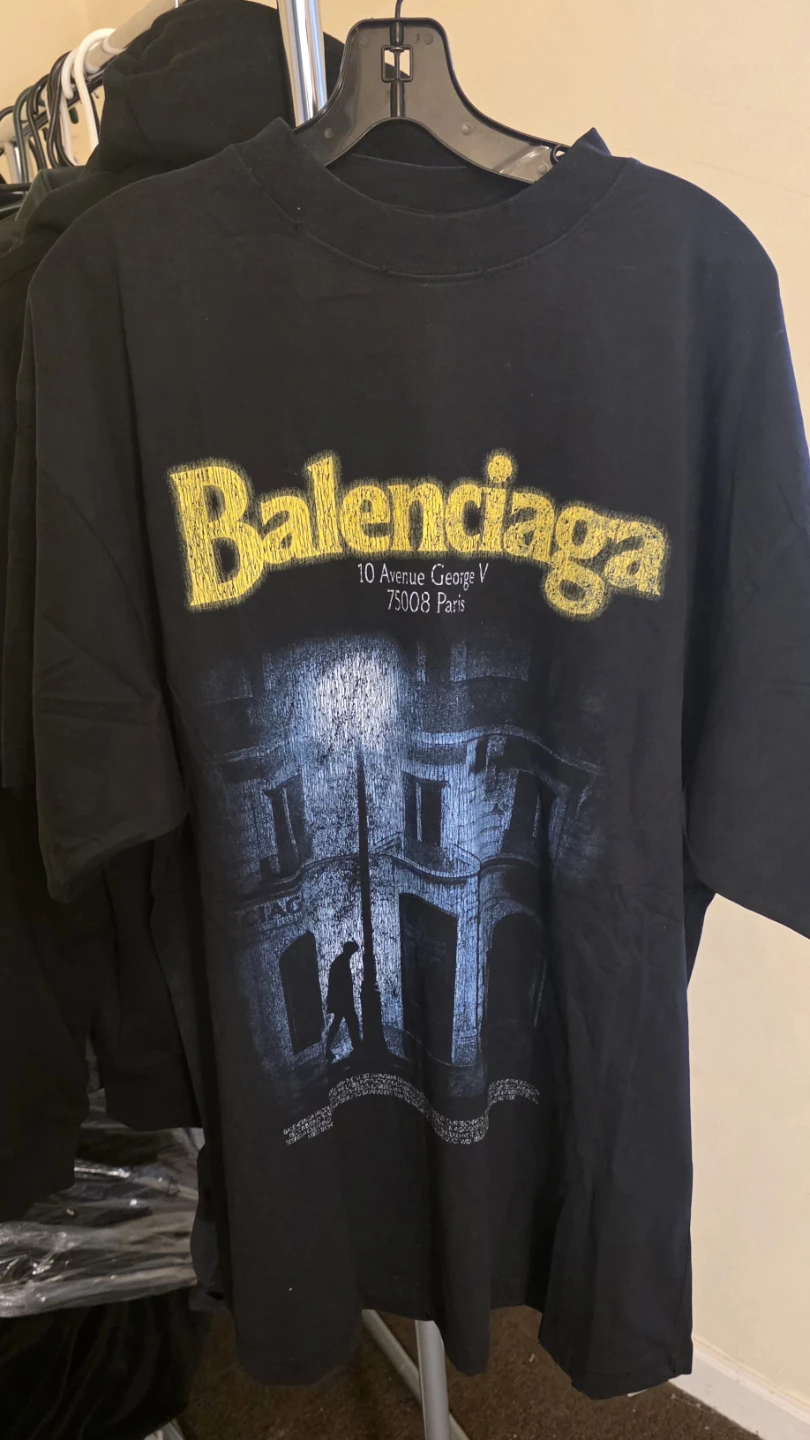 Balenciaga Black Graphic T-Shirt - photo 2