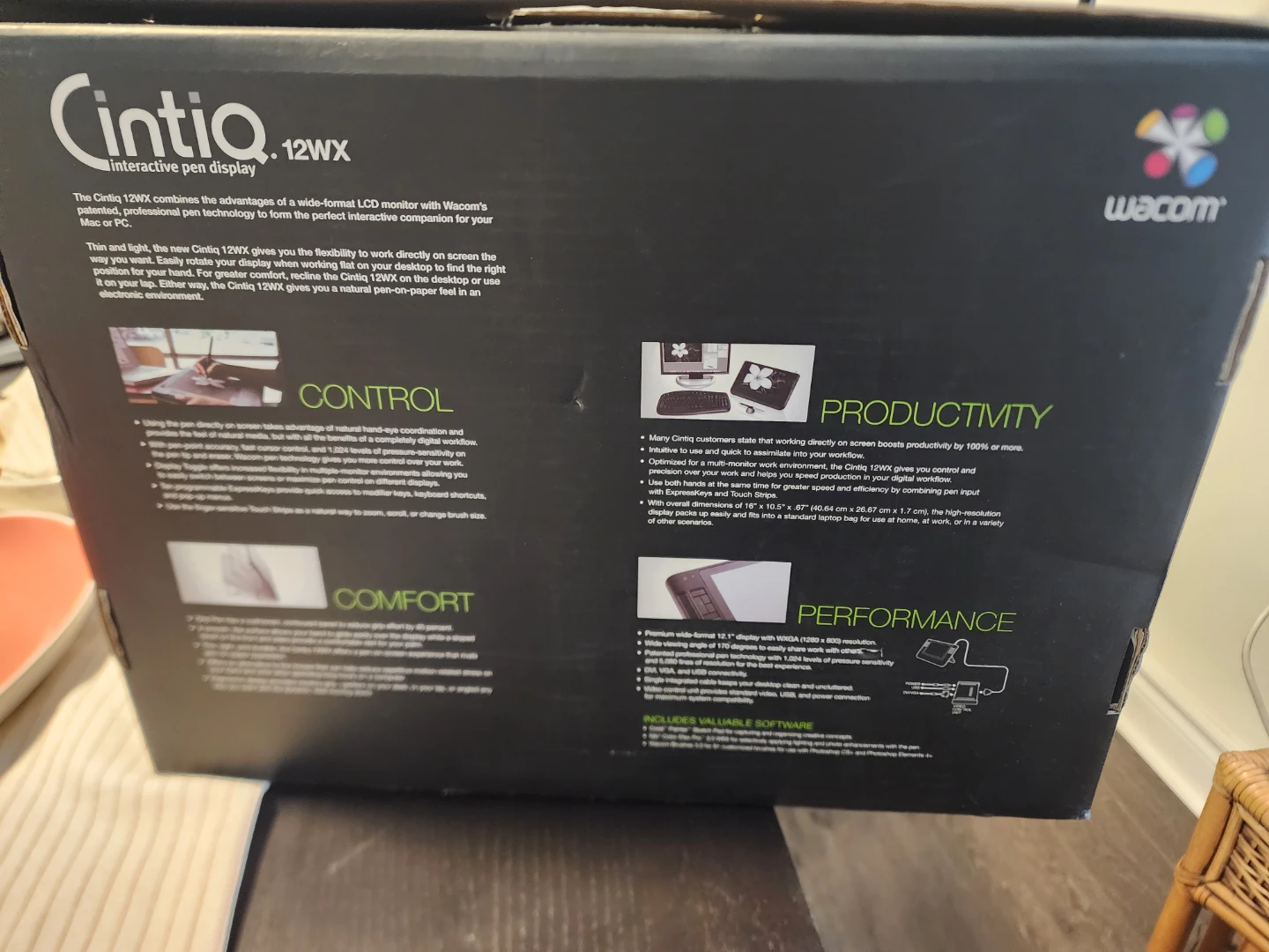 Wacom Cintiq 12WX Interactive Pen Display - photo 2