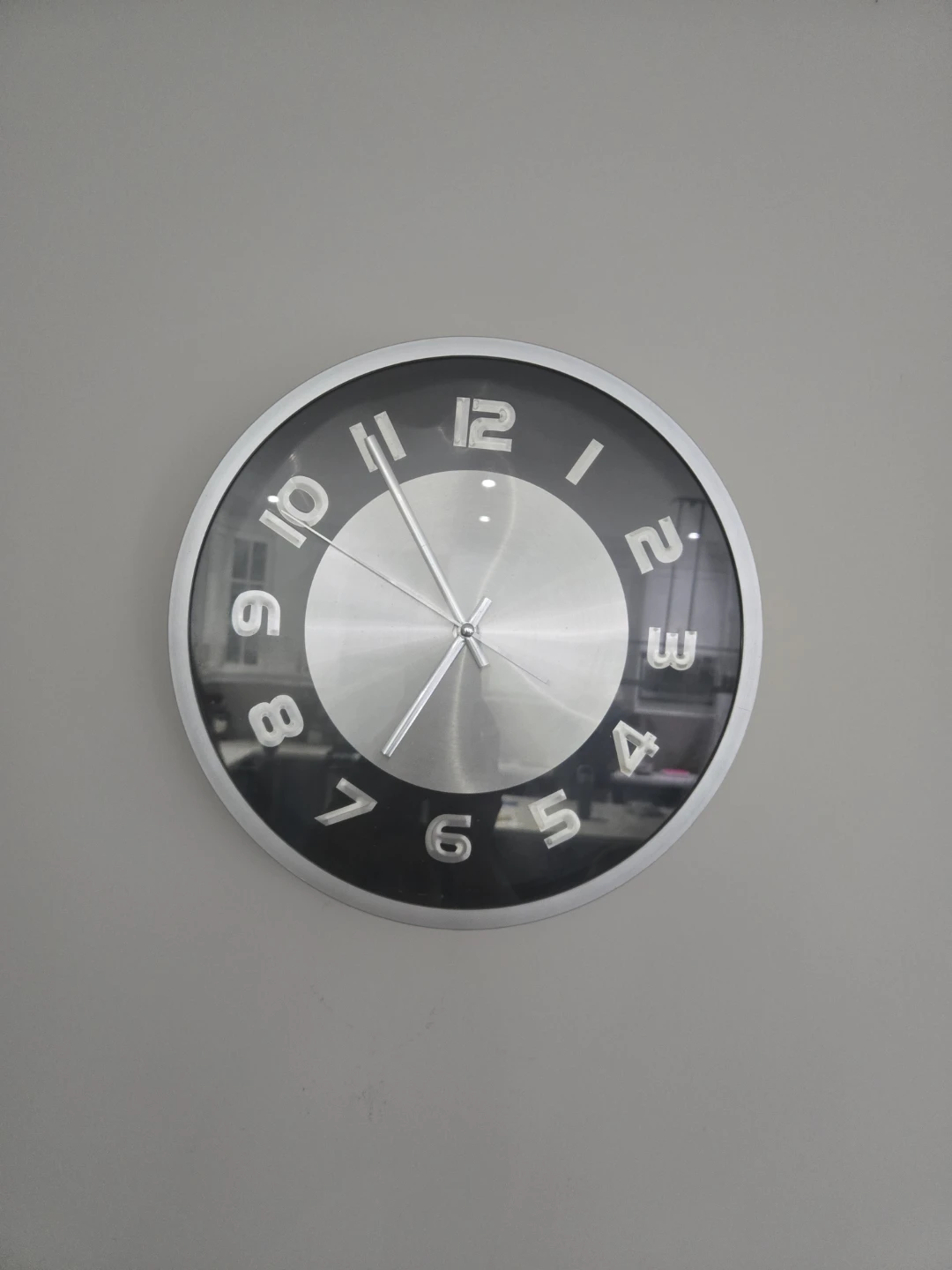 Assorted Wall Clocks - photo 2